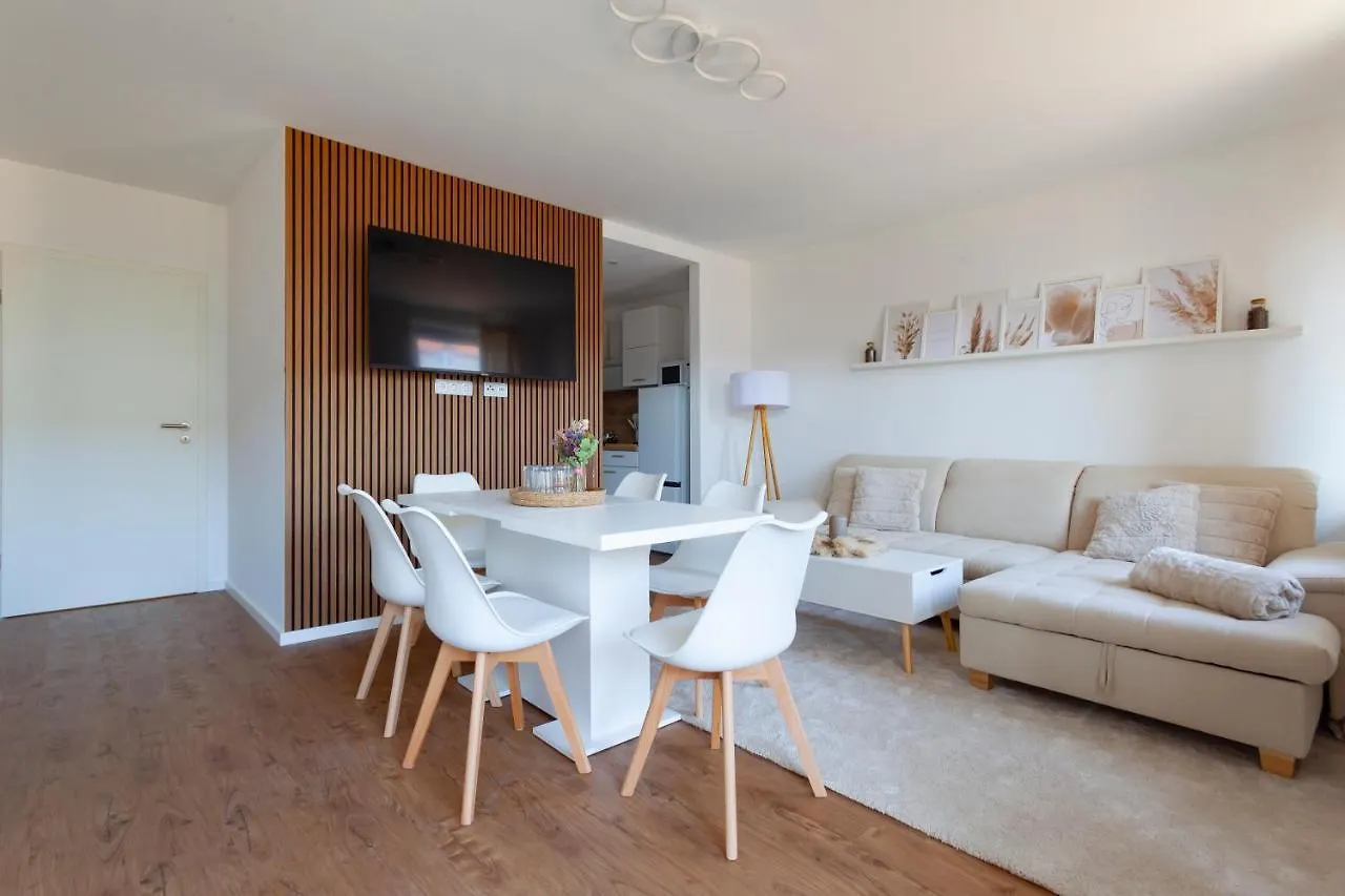 Fabulous 2 Room City Apartment - 60 Qm - Contactless Check-In Hannover 0*,  Deutschland