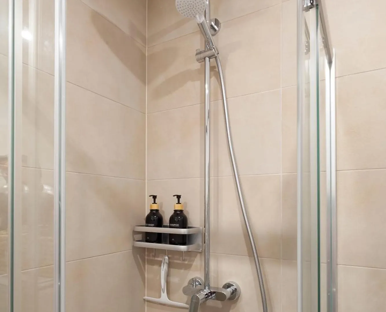 Fabulous 2 Room City Apartment - 60 Qm - Contactless Check-In Hannover 0*,  Deutschland